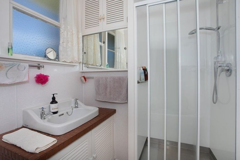 Photo of property in 21 Milne Street, Marton, 4710