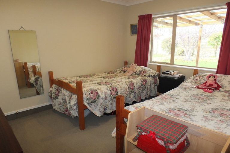 Photo of property in 6 Teppett Place, Foxton Beach, Foxton, 4815