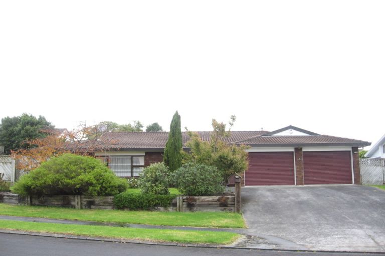 Photo of property in 3 Kuripaka Crescent, The Gardens, Auckland, 2105
