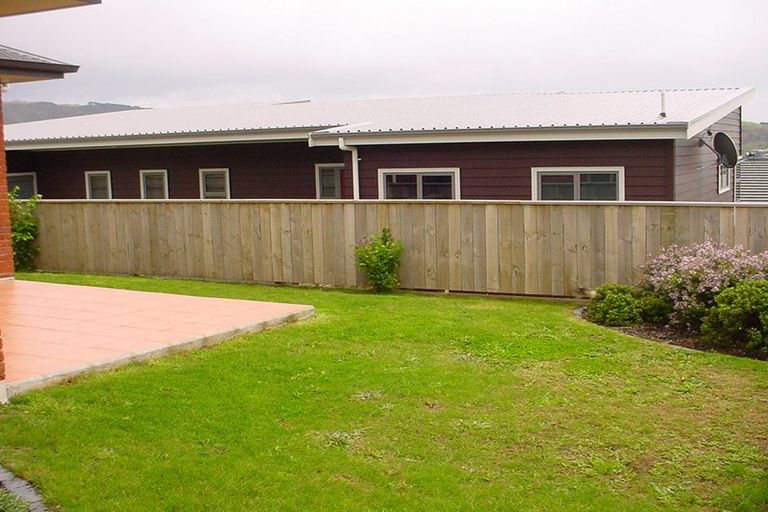 Photo of property in 28 Aspiring Terrace, Aotea, Porirua, 5024
