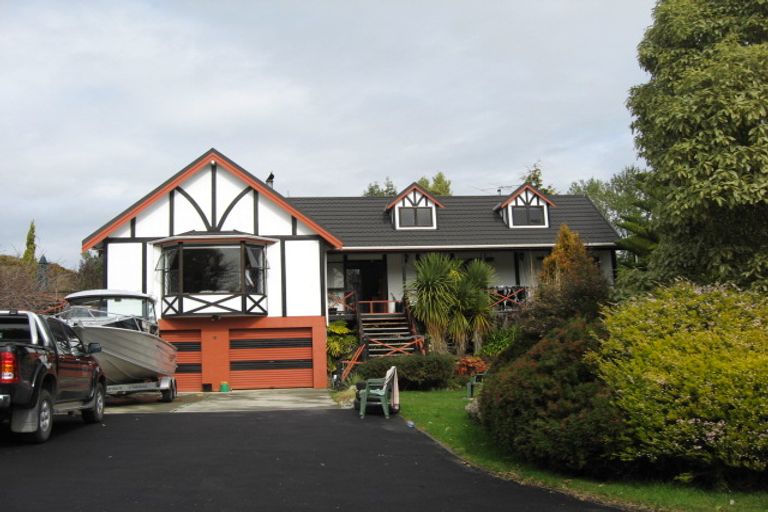 Photo of property in 20 Park Avenue, Takaka, 7110
