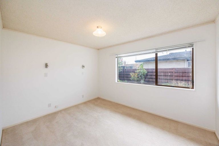 Photo of property in 2 Rangitane Street, Palmerston North, 4414