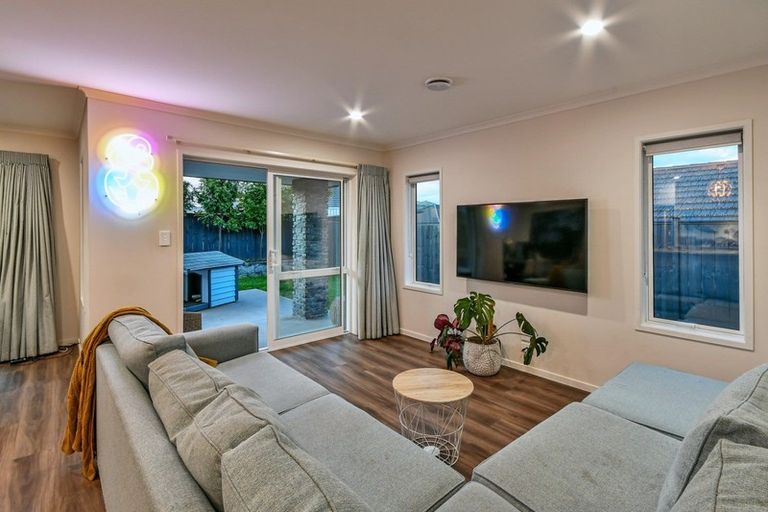 Photo of property in 64 Harriet Johnston Drive, Pokeno, 2402