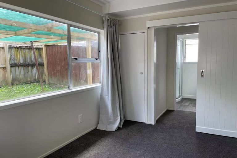 Photo of property in 35b Glengarry Road, Glen Eden, Auckland, 0602