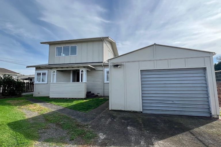 Photo of property in 1/4 Thompson Street, Mangere East, Auckland, 2024