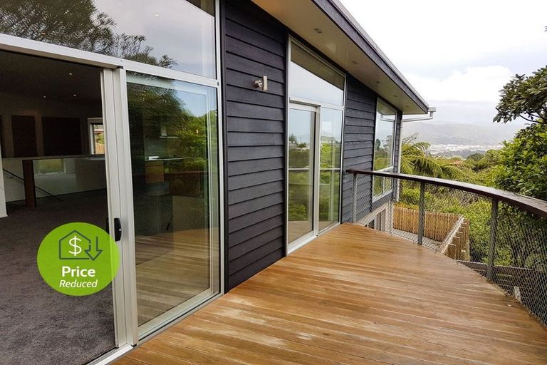 Photo of property in 58c Pekanga Road, Normandale, Lower Hutt, 5010