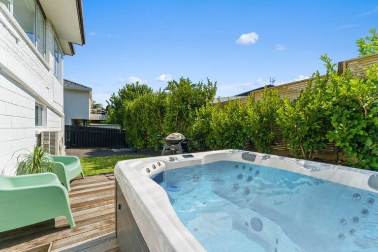 Photo of property in 9a Karaka Road, Otumoetai, Tauranga, 3110