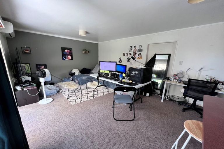 Photo of property in 32 Tomin Road, Glenview, Hamilton, 3206