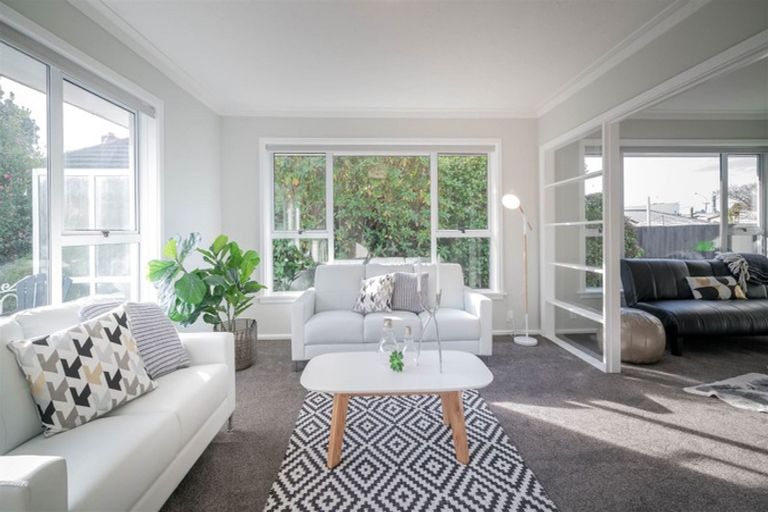 Photo of property in 9 Springbank Street, Bryndwr, Christchurch, 8053