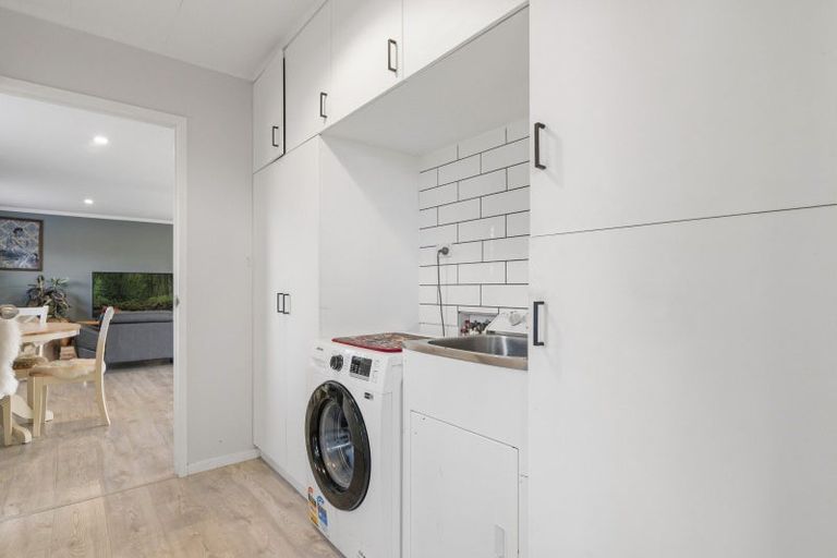 Photo of property in 10 Hillview Road, Waihi Beach, 3611