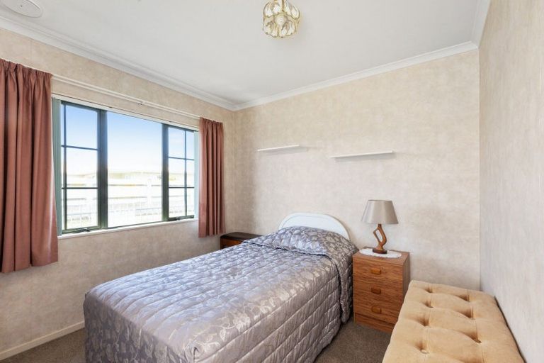 Photo of property in 2a Spriggs Crescent, Greenmeadows, Napier, 4112