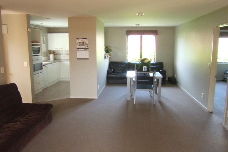 Photo of property in 1/21 Hewitts Road, Merivale, Christchurch, 8014