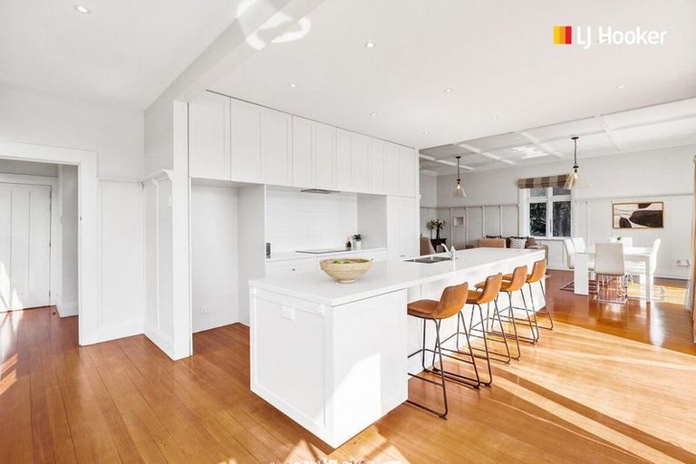 Photo of property in 7 Ngaio Street, Macandrew Bay, Dunedin, 9014