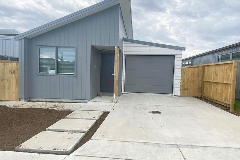 Photo of property in 9 Hoia Street, Papakura, 2110