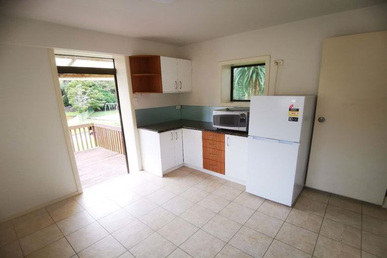 Photo of property in 58 Powrie Street, Glenfield, Auckland, 0629