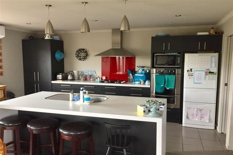 Photo of property in 2 Ash Avenue, Albert Town, Wanaka, 9305