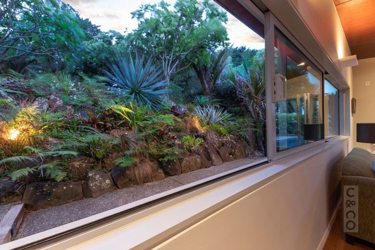 Photo of property in 175 Hanham Road, Kumeu, 0891