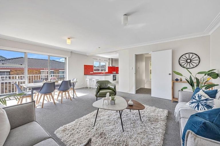 Photo of property in 3/84 Rangitoto Road, Papatoetoe, Auckland, 2025