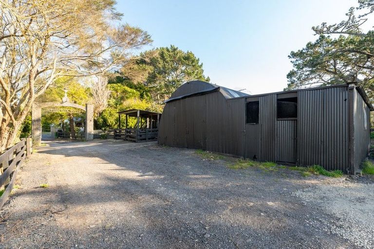 Photo of property in 65 Annett Road, Kumeu, 0891
