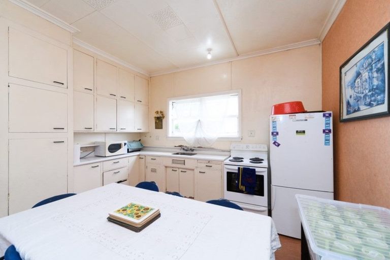 Photo of property in 26 Vogel Street, Roslyn, Palmerston North, 4414