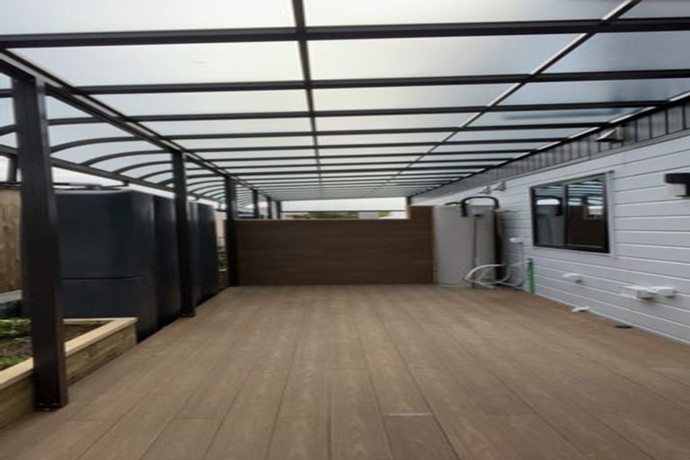 Photo of property in 93 Hutchinsons Road, Bucklands Beach, Auckland, 2014