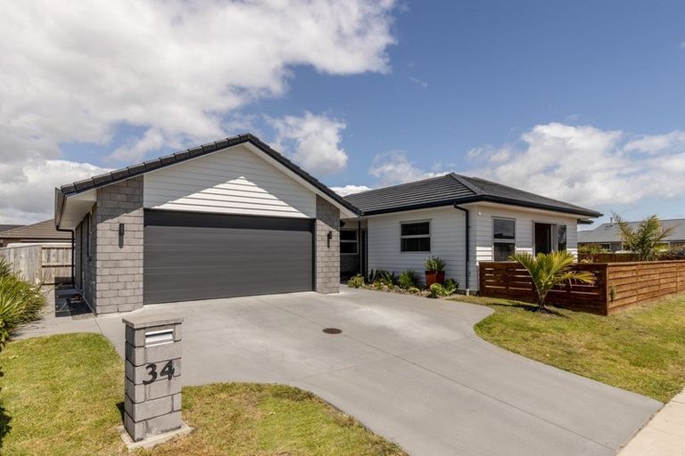 Photo of property in 34 Farrier Street, Papamoa, 3118