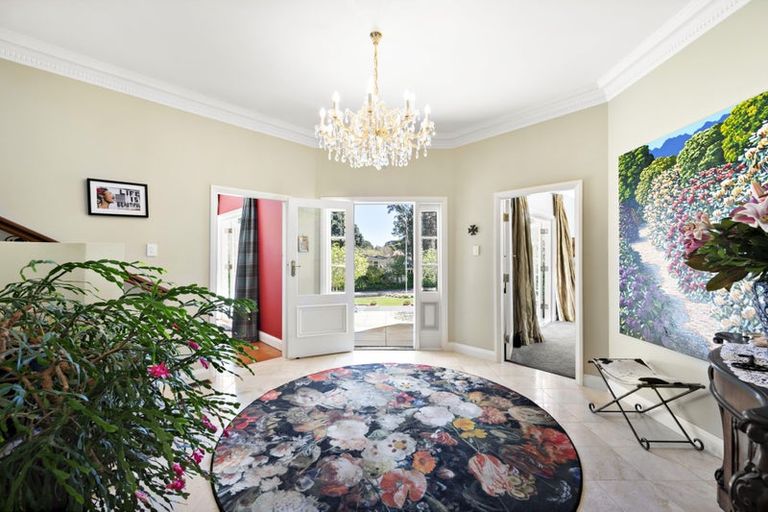 Photo of property in 60 Cheviot Road, Lowry Bay, Lower Hutt, 5013