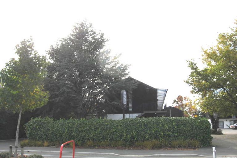 Photo of property in 1/70a Creyke Road, Ilam, Christchurch, 8041