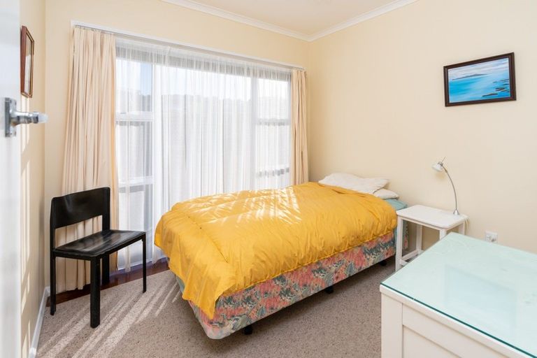 Photo of property in 73 View Road, Houghton Bay, Wellington, 6023