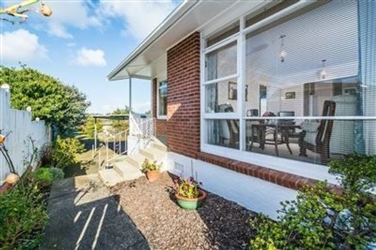 Photo of property in 3/3 Evelyn Place, Hillcrest, Auckland, 0627