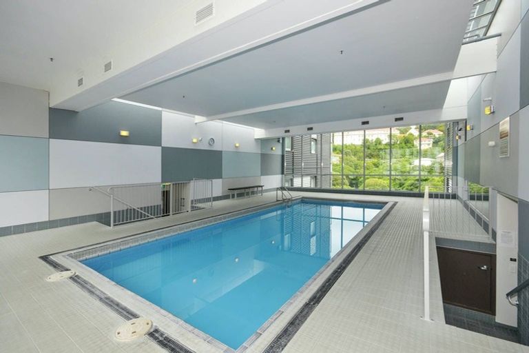 Photo of property in Montreaux, 164 The Terrace, Wellington Central, Wellington, 6011