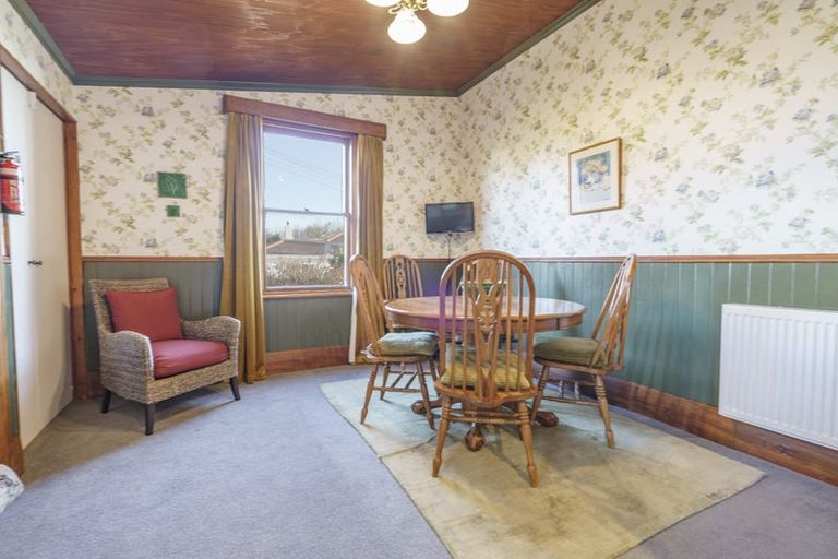 Photo of property in 3 Castle Street, Riverton/aparima, Riverton, 9822