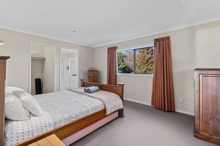 Photo of property in 4 Parry Crescent, Lake Hawea, Wanaka, 9382