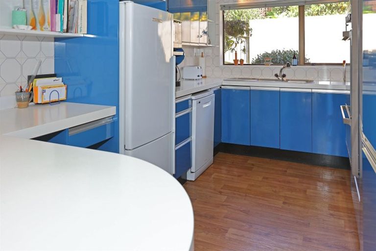 Photo of property in 13 Vintage Drive, Henderson, Auckland, 0612