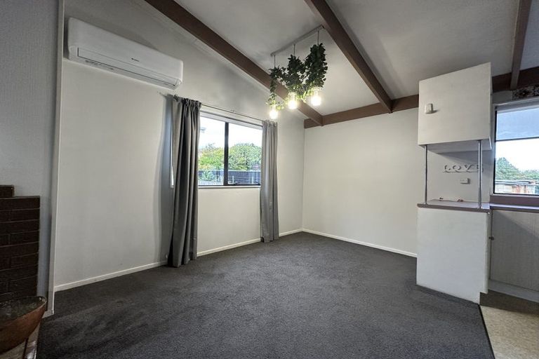 Photo of property in 2/46 Station Road, Pukekohe, 2120