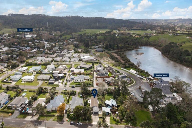 Photo of property in 43 Arthur Street, Riverhead, 0820