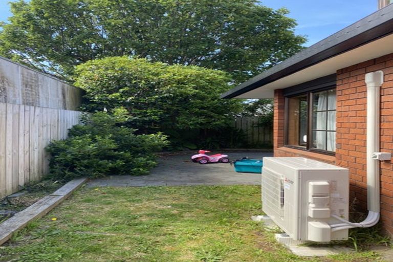 Photo of property in 2/17 Copeland Street, Hutt Central, Lower Hutt, 5011