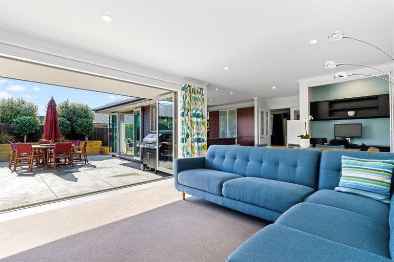 Photo of property in 23 Six Silvers Avenue, Halswell, Christchurch, 8025