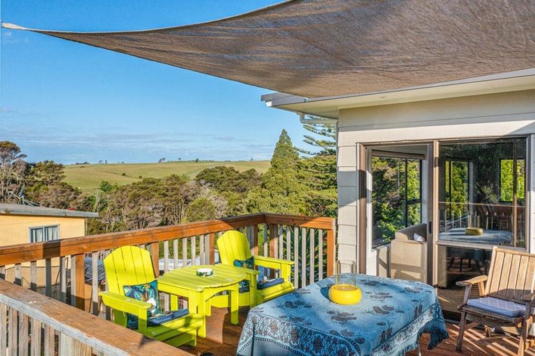 Photo of property in 16 Okura River Road, Okura, Albany, 0792