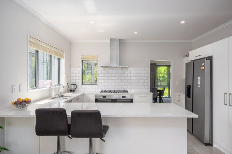 Photo of property in 5 Crompton Avenue, Churton Park, Wellington, 6037