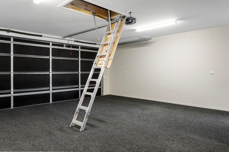 Photo of property in 15 Johnson Avenue, Amberley, 7410