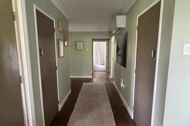 Photo of property in 62 Grande Vue Road, Hillpark, Auckland, 2102