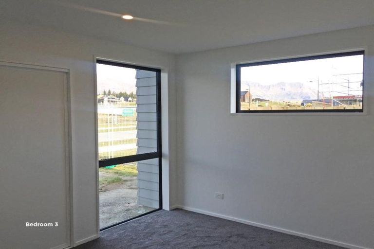 Photo of property in 30 Obelisk Street, Wanaka, 9305