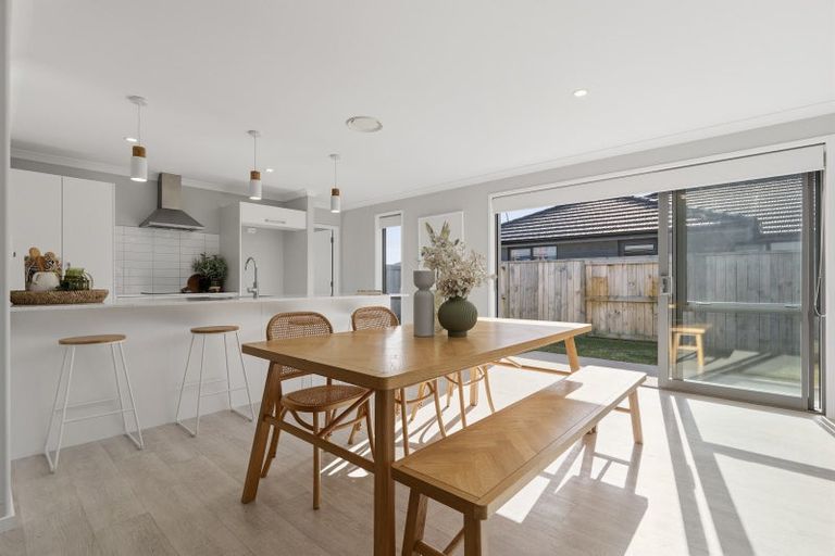 Photo of property in 203 Te Okuroa Drive, Papamoa, 3118