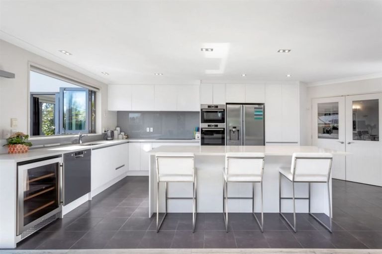 Photo of property in 4 Meadowcroft Lane, Harewood, Christchurch, 8051