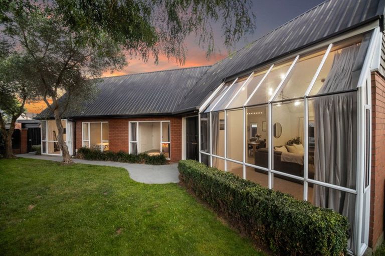 Photo of property in 1/28b Poulton Avenue, Richmond, Christchurch, 8013