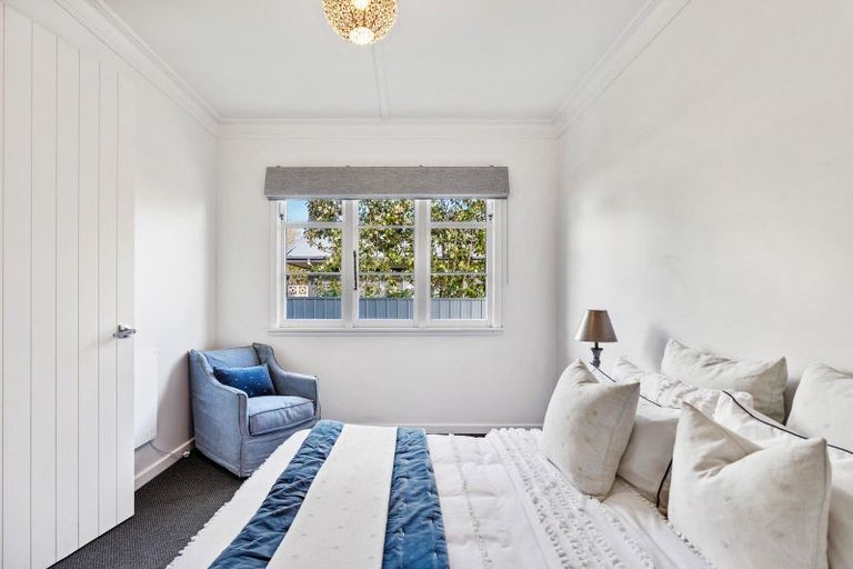 Photo of property in 3 Saint Andrews Road, Havelock North, 4130