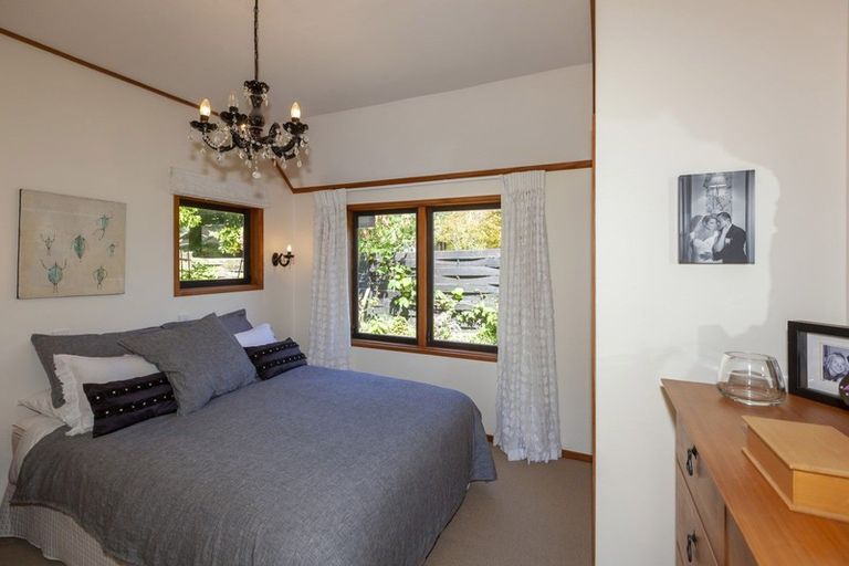 Photo of property in 9-11 Rosebank Grove, Waikanae, 5036