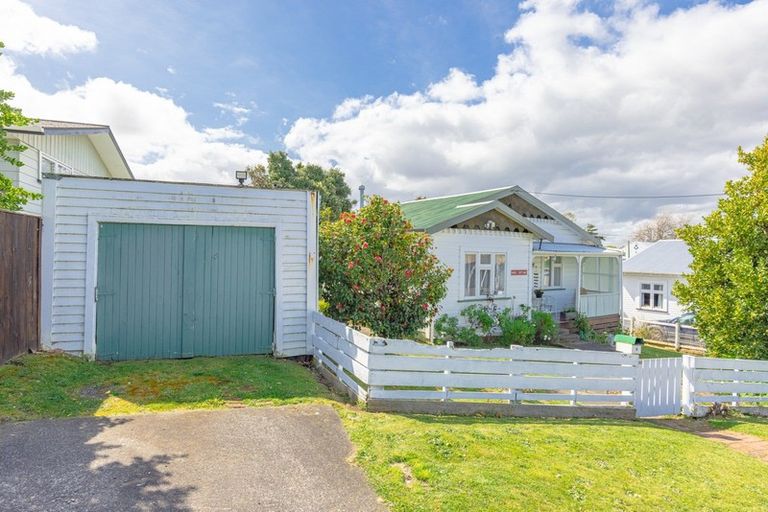 Photo of property in 4 Willis Street, Marton, 4710