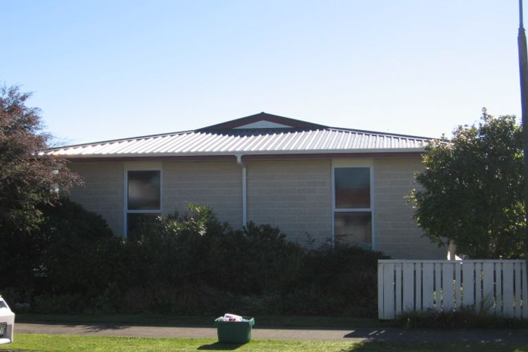 Photo of property in 16 Massey Place, Masterton, 5810